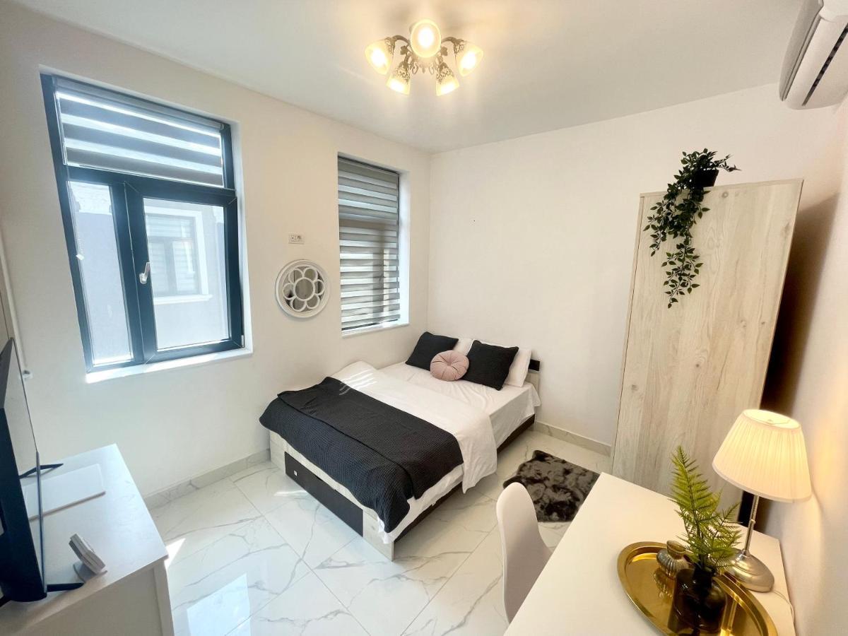 Cozy Central Studio Near Park 布加勒斯特 外观 照片